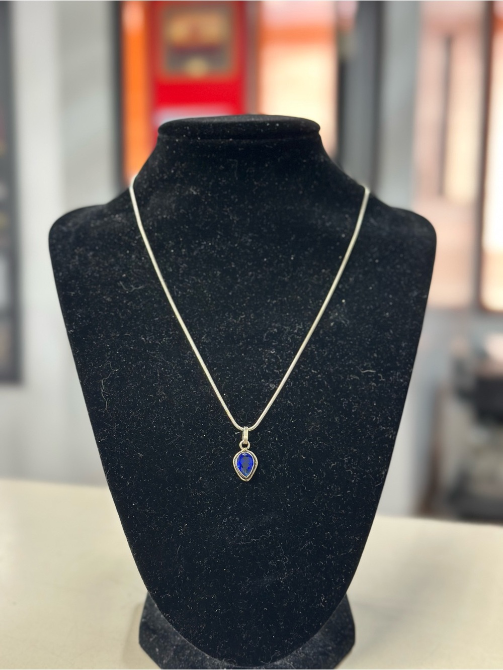 925 Sterling Silver Blue Teardrop Pendant Necklace /